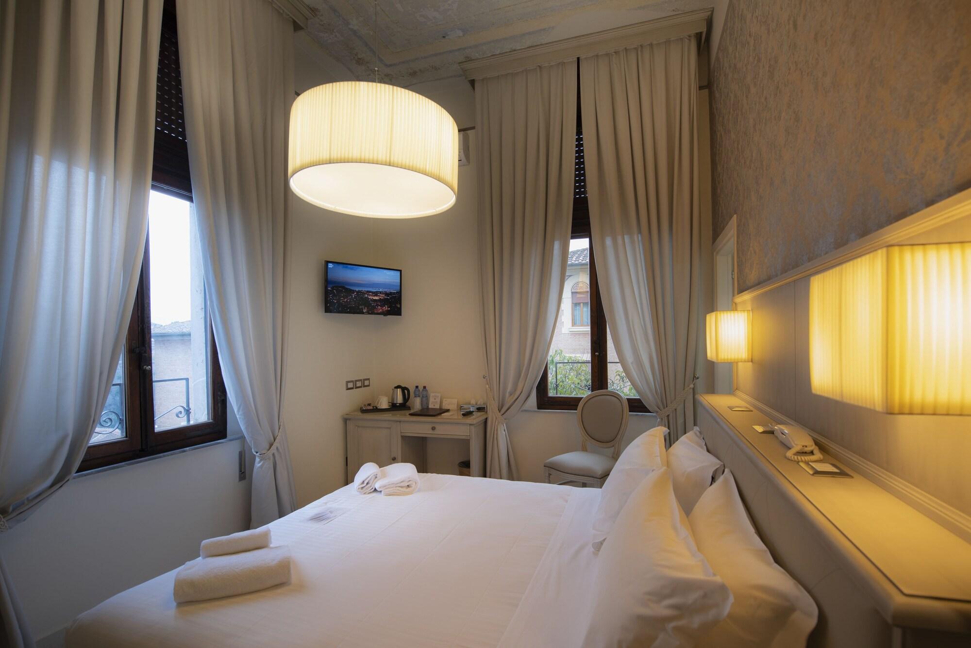 Villa Elda Boutique Hotel Сієна Екстер'єр фото