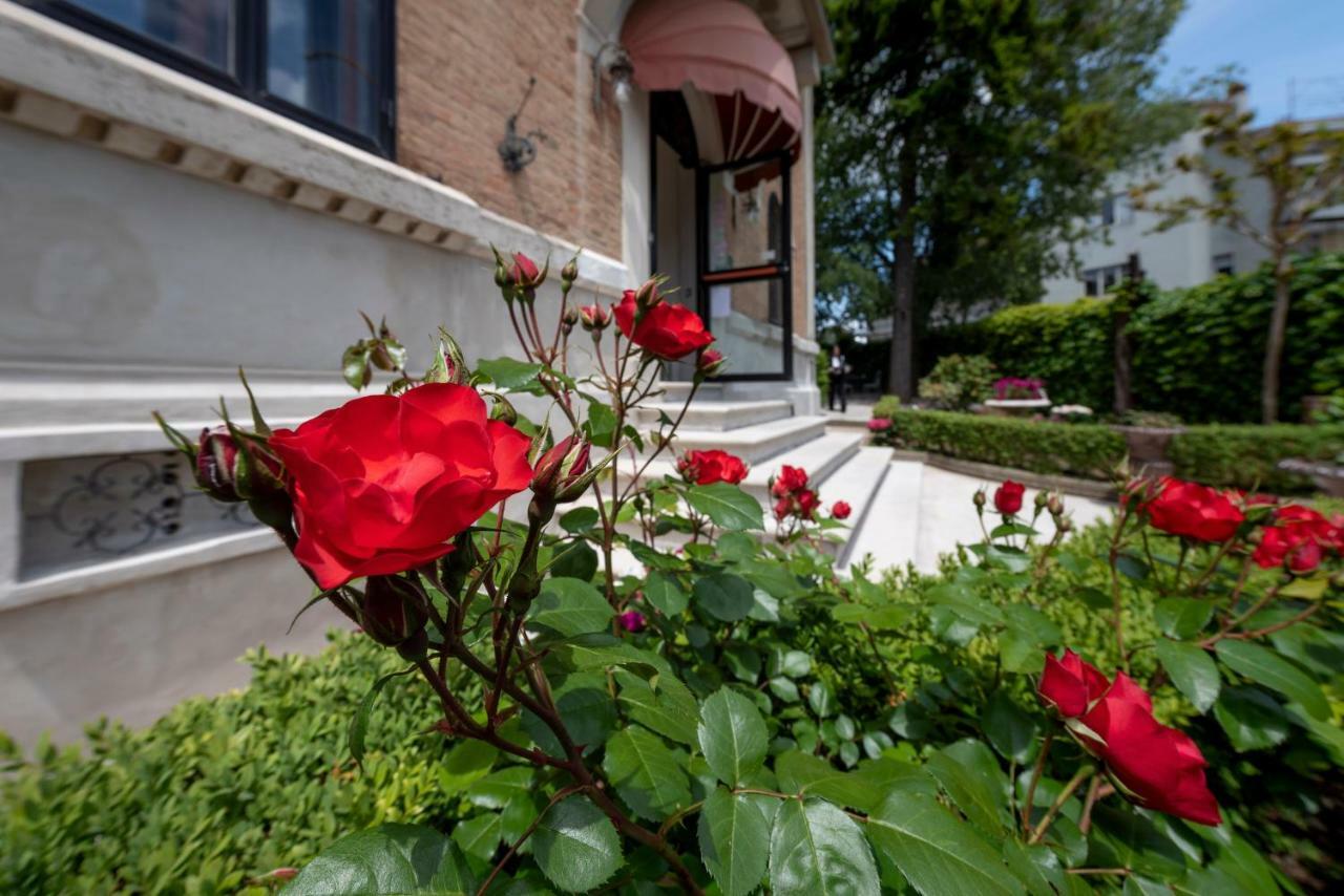 Villa Elda Boutique Hotel Сієна Екстер'єр фото