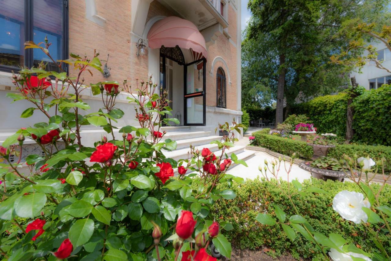 Villa Elda Boutique Hotel Сієна Екстер'єр фото