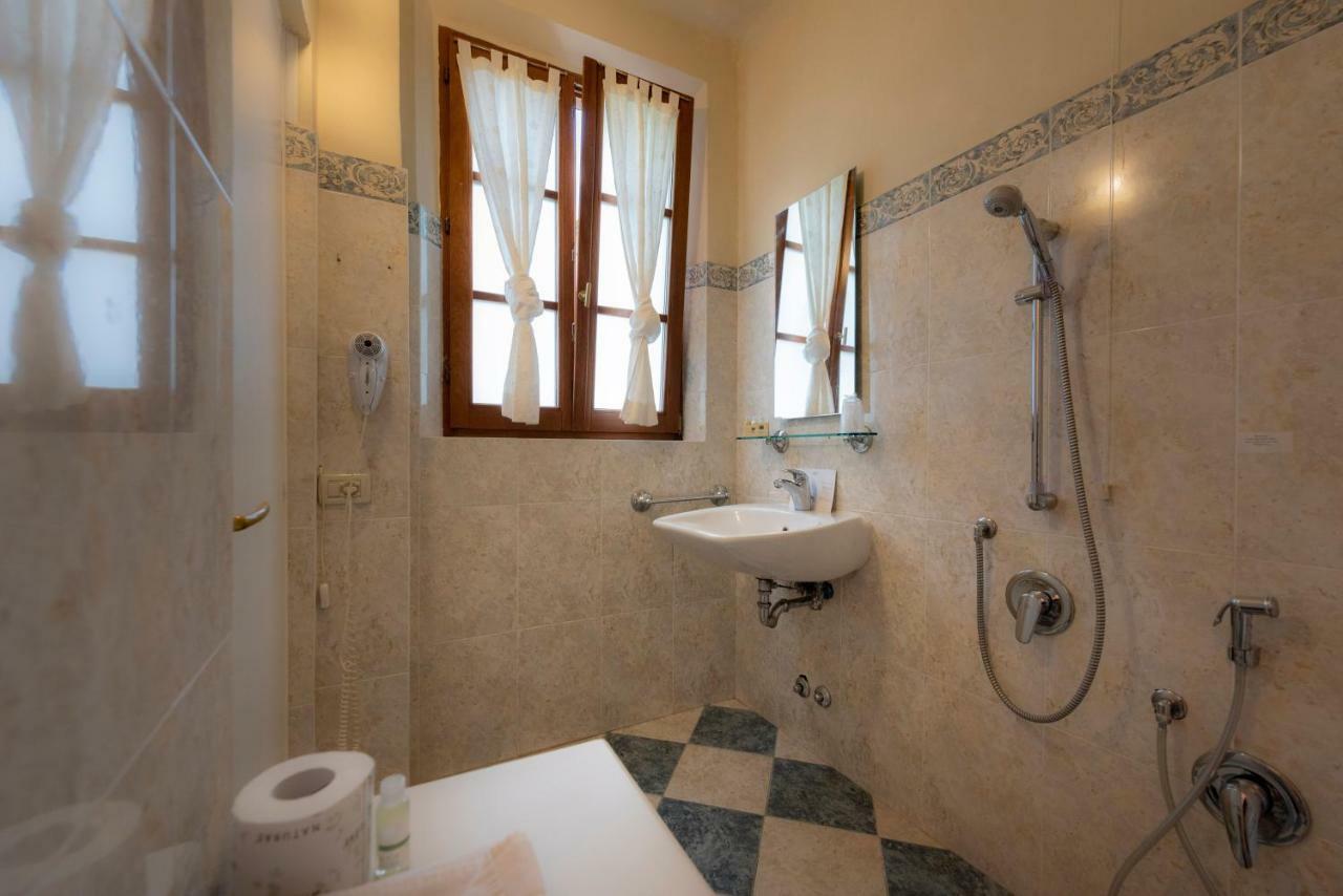 Villa Elda Boutique Hotel Сієна Екстер'єр фото